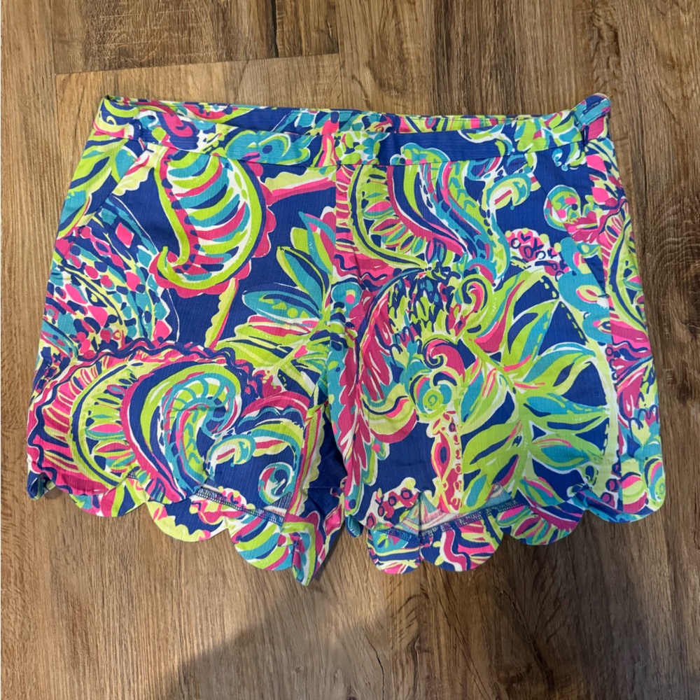 Lilly Pulitzer/ Size 6/ Patterned Shorts